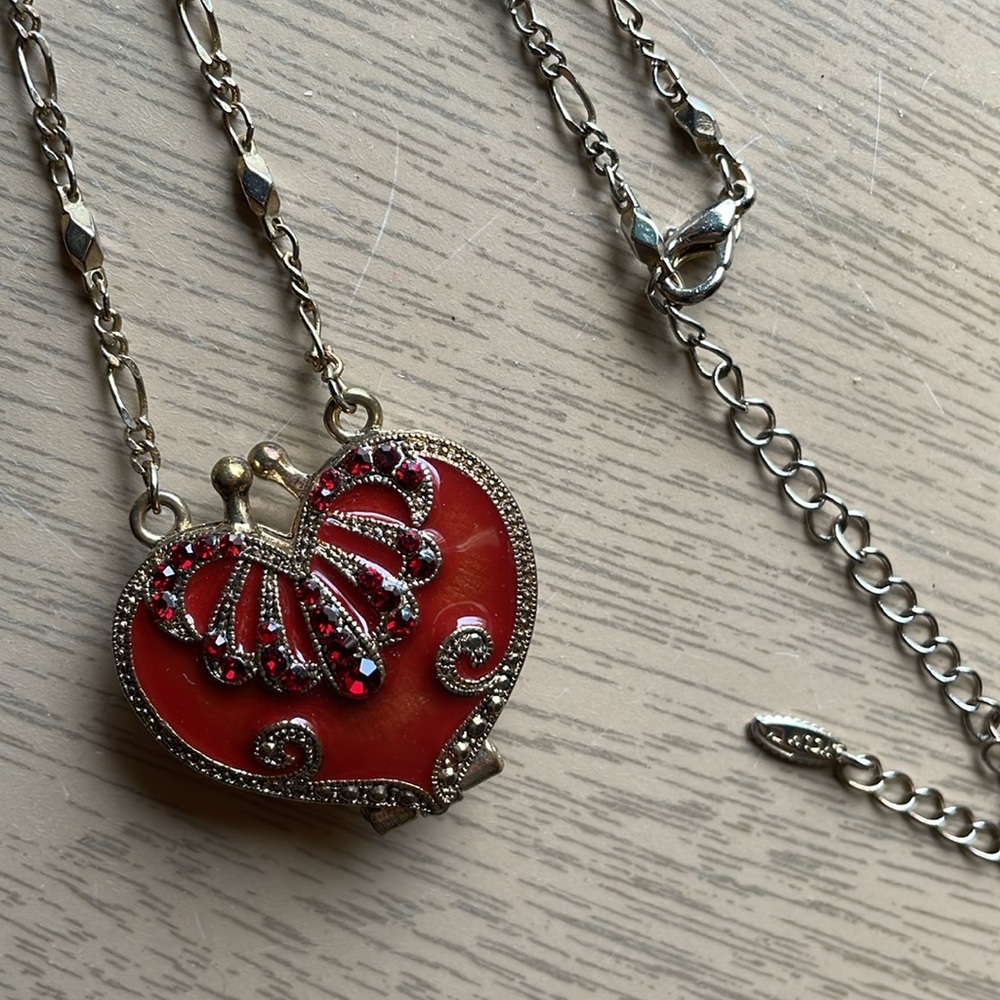 Vintage Locket- Heart Shaped with Red Ruby Accents Pendant Necklace - Picture 4 of 6